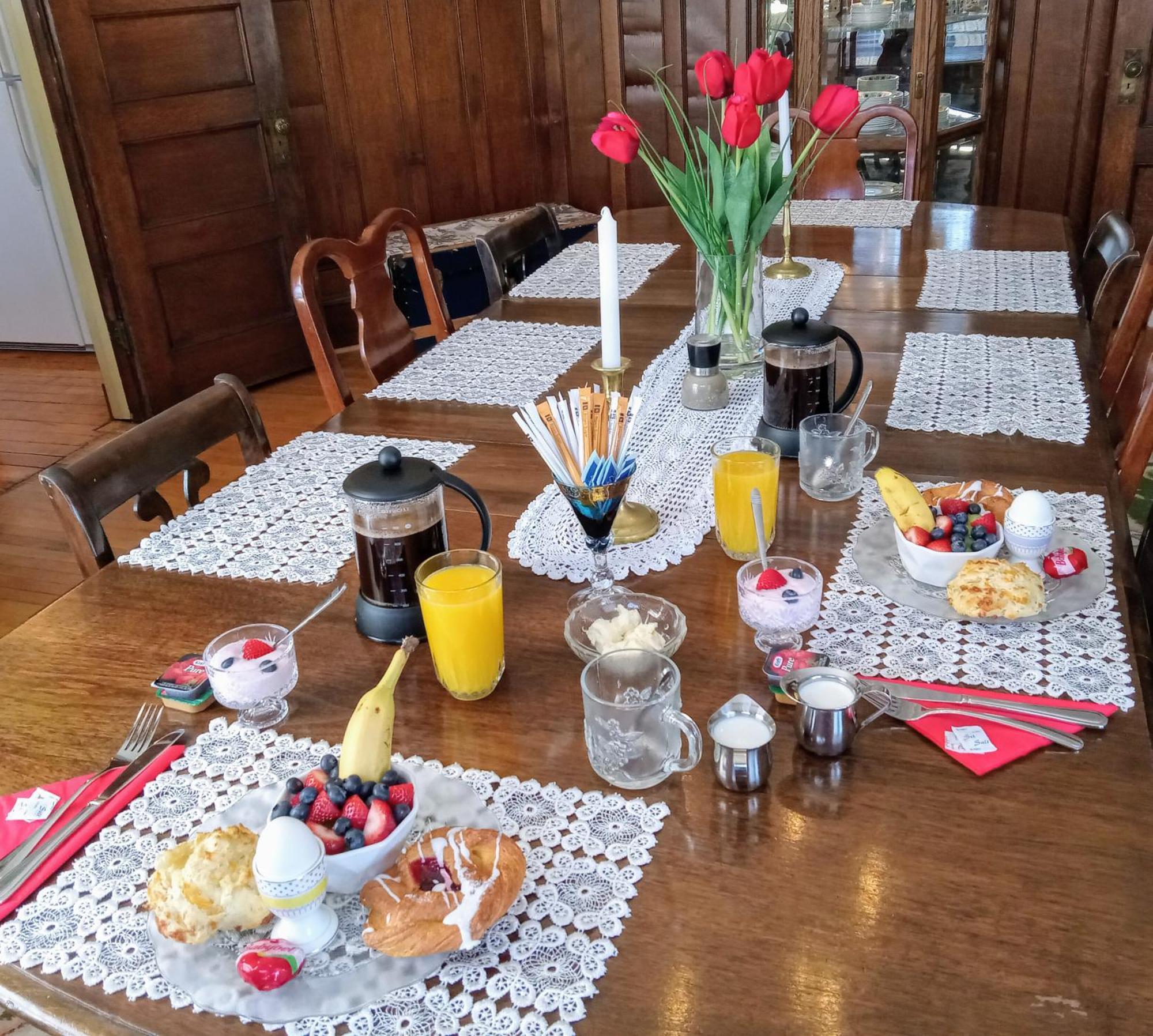 Ruby Manor Couette-café